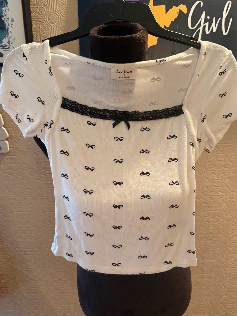 Free Kisses White Crop Top with Black Bow Print